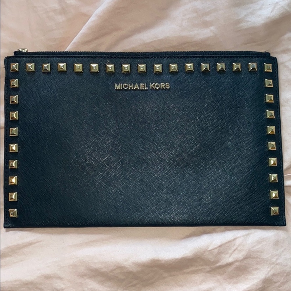 Black & Gold Michael Kors studded clutch! 🌟